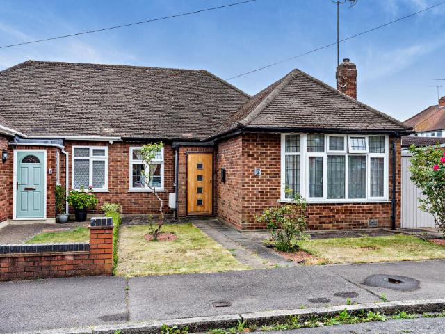 Bungalow for sale in Luton