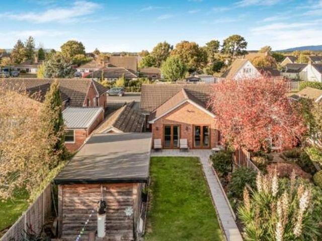 Bungalow for sale in Kingsditch, Cheltenham