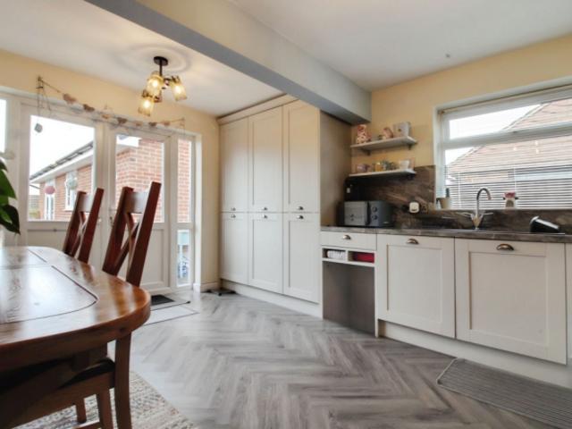 Bungalow for sale in Rodbourne, Wiltshire