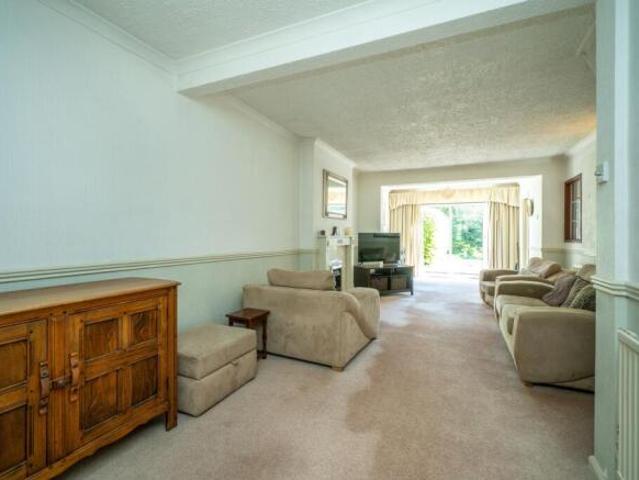 Bungalow for sale in Caddington, Bedfordshire