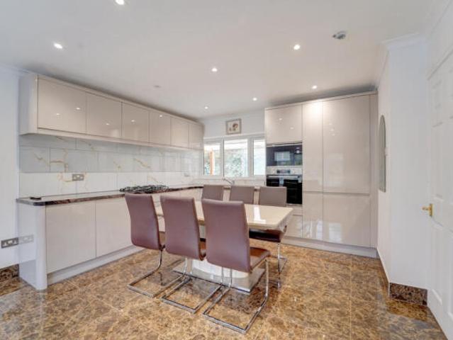 Bungalow for sale in Bedford