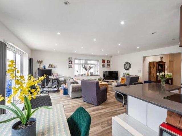 Bungalow for sale in Bexleyheath, Greater London
