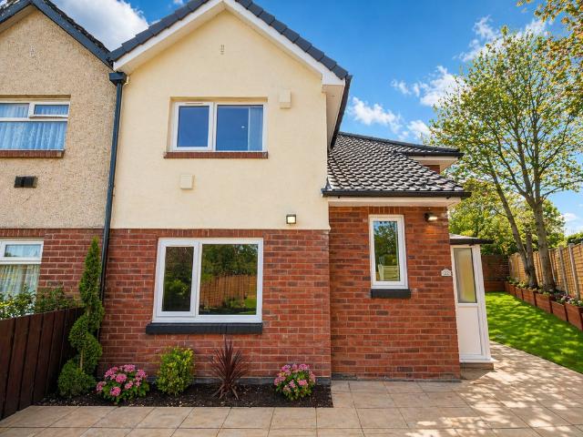Bungalow for rent in West Yorkshire