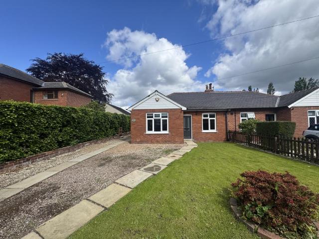 Bungalow for rent in West Yorkshire