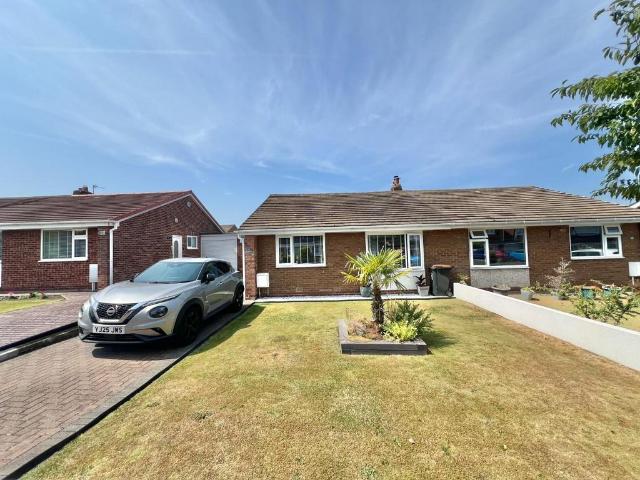 Bungalow for rent in Castle Dene, Great Lumley
