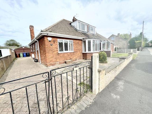 Bungalow for rent in New Waltham
