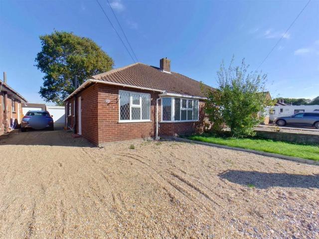 Bungalow for rent in Fareham, Hampshire