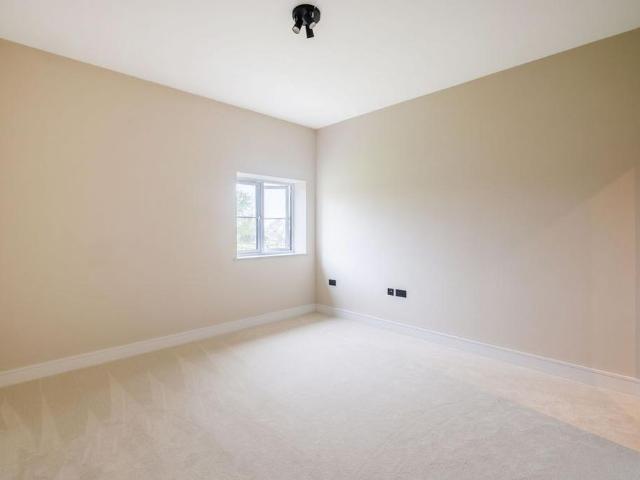 House for rent in Red Hill, Surrey