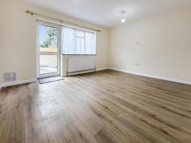 House for rent in London Borough of Hounslow, Greater London