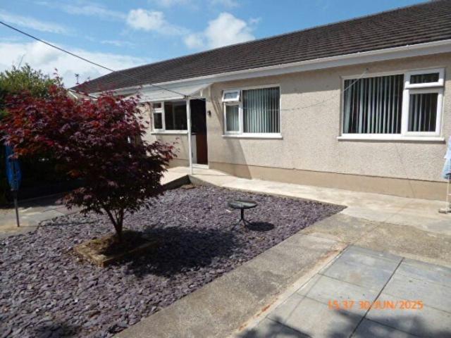 Apartment for rent in Carmarthen, Wales