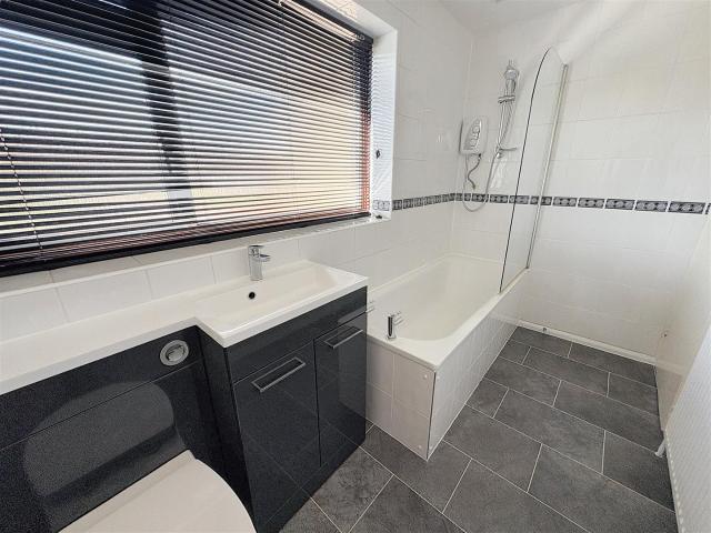 House for rent in Irchester, North Northamptonshire