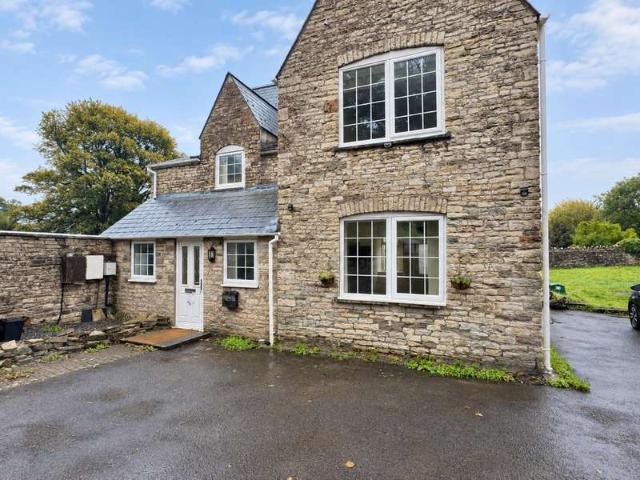 Farm for rent in Cholwell, Clutton