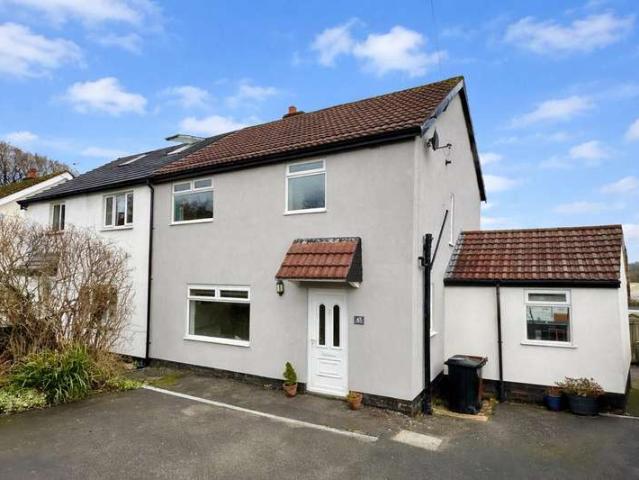 Farm for sale in Buxworth, Charlesworth