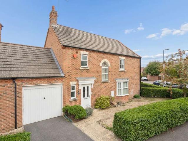 Farm for sale in Langley, Slough