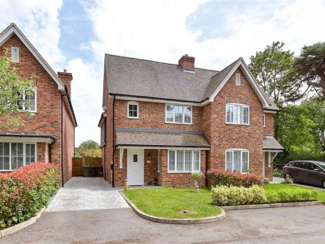 Farm for sale in Bridgefield, Kent
