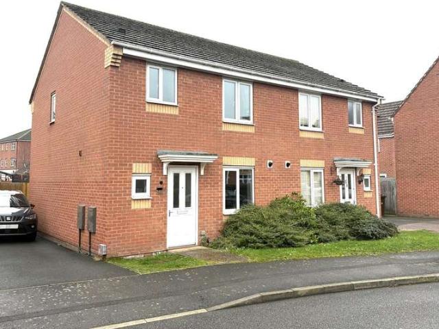 Farm for sale in Horninglow and Eton, Beamhurst
