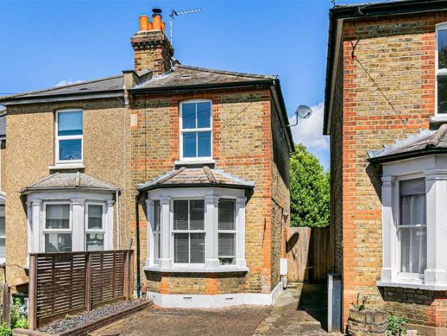 Farm for sale in Norbiton, Greater London