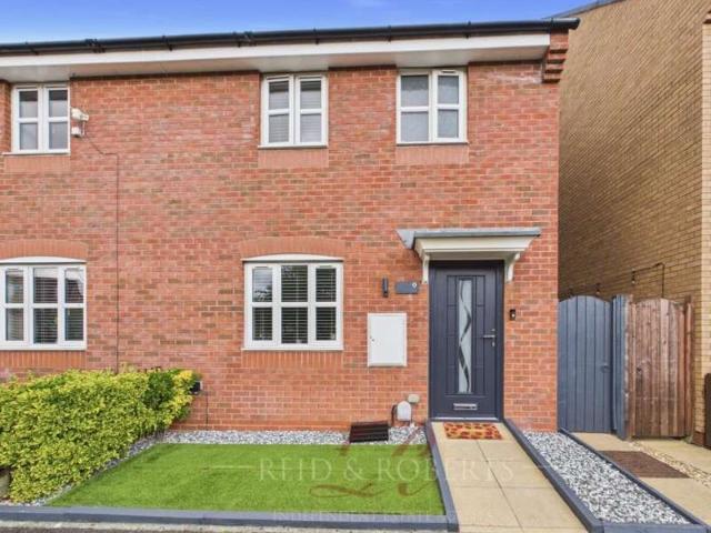 Farm for sale in Tanyfron, Wales