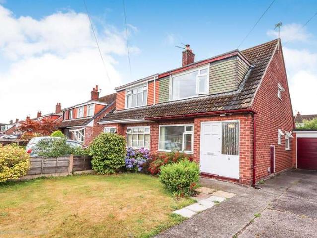 Farm for sale in Lingley Green, Warrington