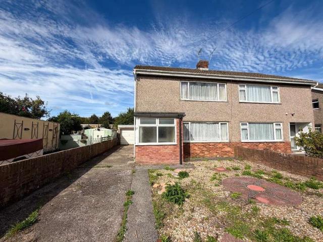 Farm for sale in Hencastel, Bridgend