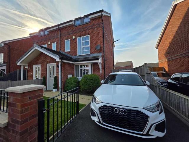 Farm for sale in Georgia, Greater Manchester
