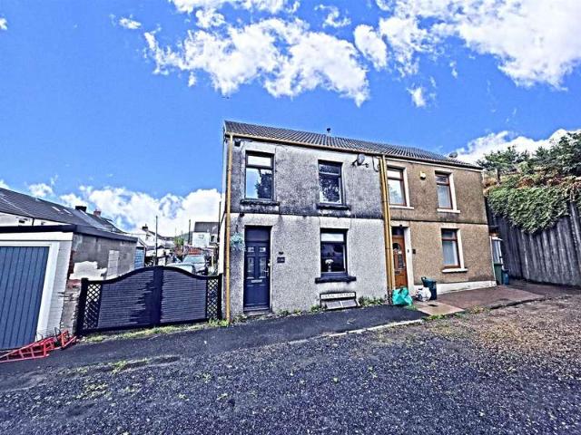 Farm for sale in Graigwen, Pontypridd