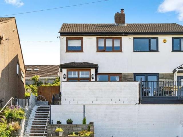 Farm for sale in Baglan