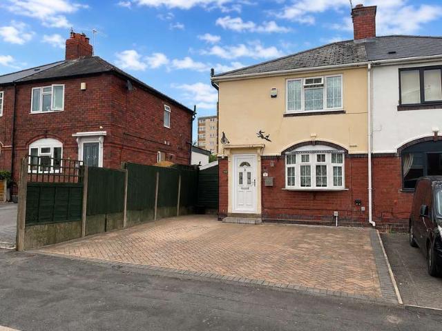 Farm for sale in Wollaston, Amblecote