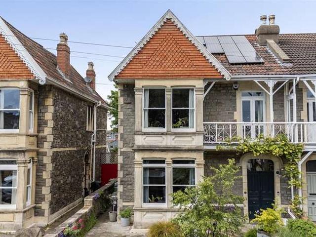 Farm for sale in Upper Knowle, Feckenham