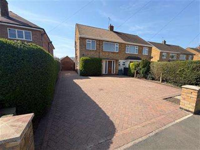 Farm for sale in Cawston, New Bilton