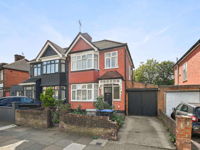 Farm for sale in London Borough of Brent, Greater London