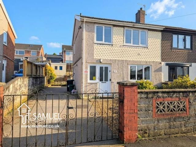 Farm for sale in Cwmdare, Wales