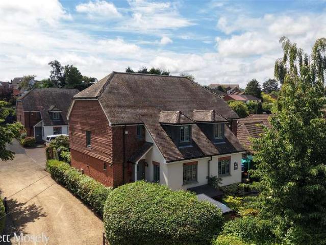 Farm for sale in The Butts, Kent