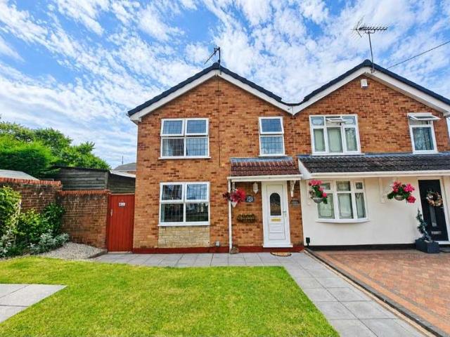 Farm for sale in Ravenstitch, Brierley Hill