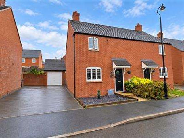 Farm for sale in Roade, West Northamptonshire