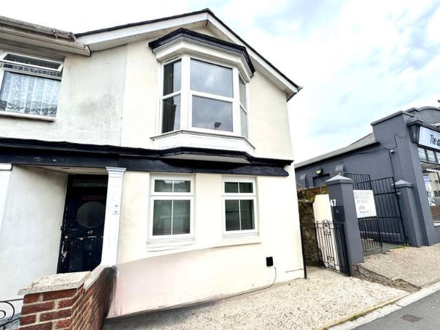 Farm for sale in Binstead, Ryde