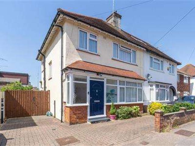 Farm for sale in Elstree and Borehamwood, Borehamwood