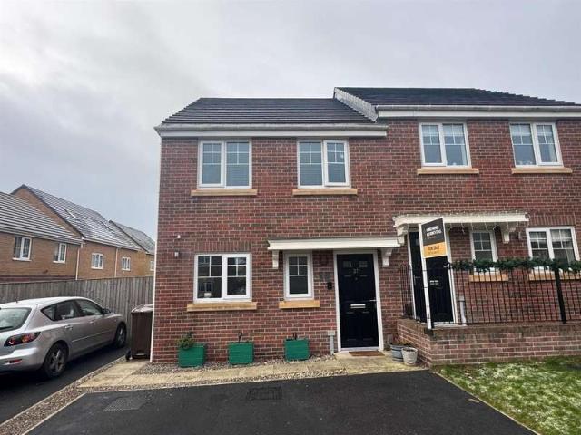 Farm for sale in Horbury, West Yorkshire