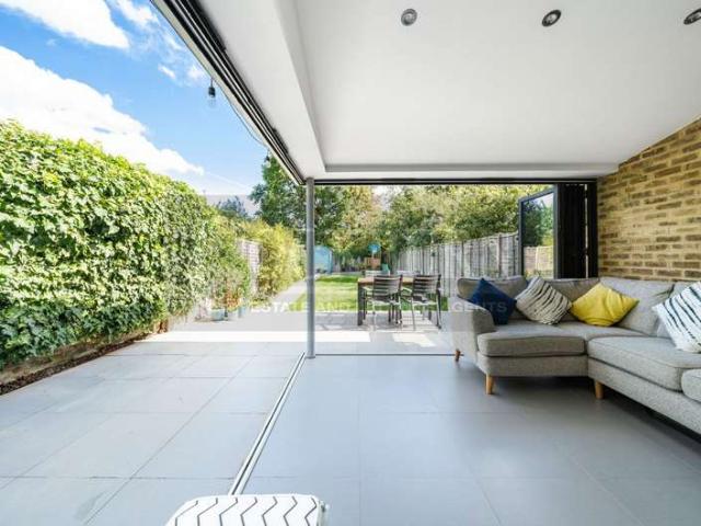 Farm for sale in New Eltham, Greater London