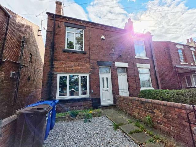 Farm for sale in Royston, South Yorkshire
