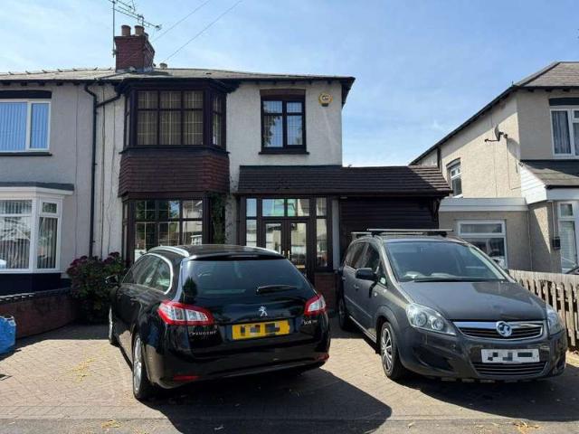 Farm for sale in Stone Cross, Wednesbury