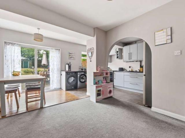 Farm for sale in Gedling, East Midlands