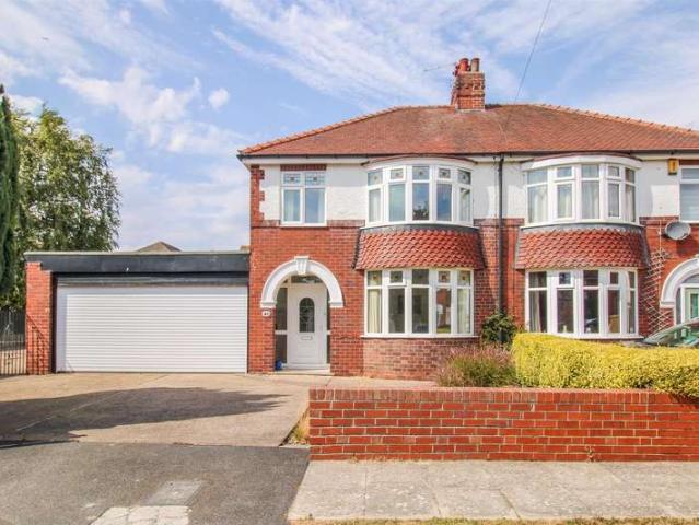 Farm for sale in Pontefract, West Yorkshire