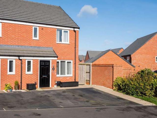 Farm for sale in Barton In Fabis, East Midlands