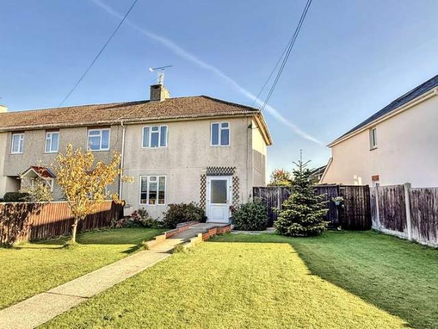 Farm for sale in Woodfalls, Lover