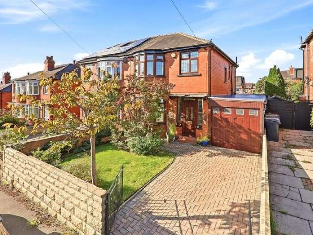 Farm for sale in Hollin Park, Leeds