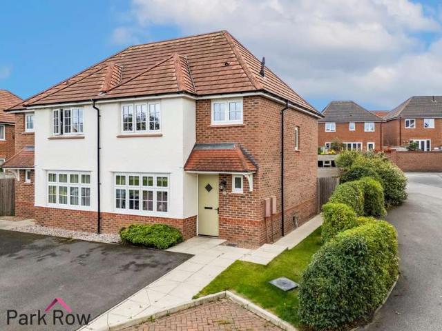 Farm for sale in Sherburn In Elmet, North Yorkshire