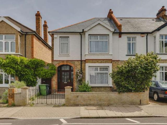 Farm for sale in London Borough of Lewisham, Greater London