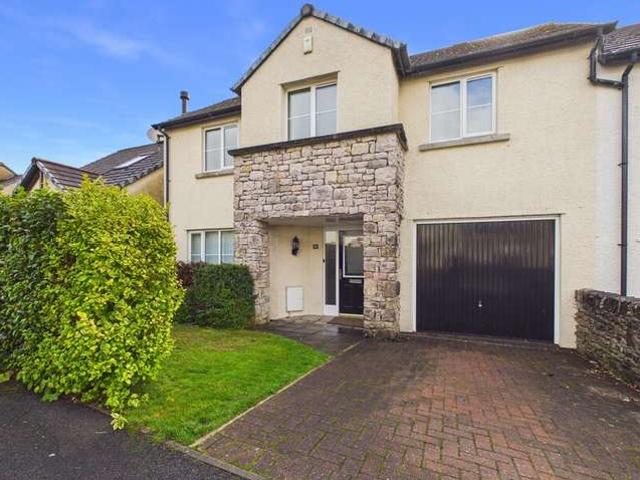 Farm for sale in Holme