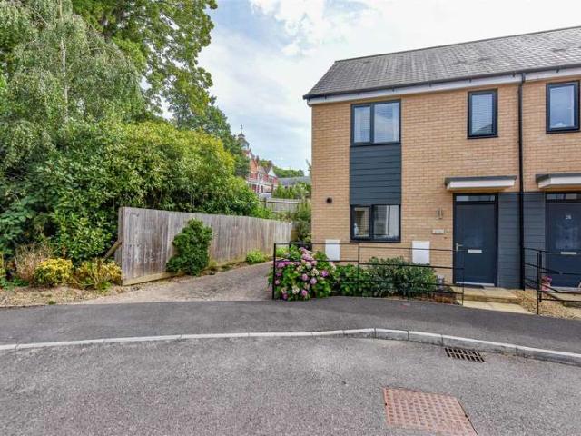 Farm for sale in Dursley, School House